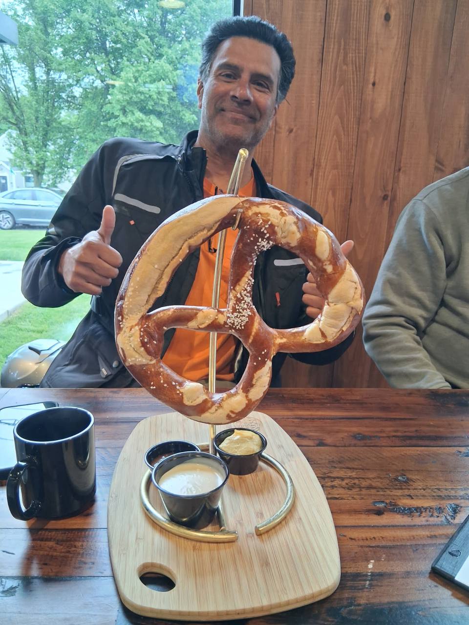 The pretzel in Manchester — two thumbs up